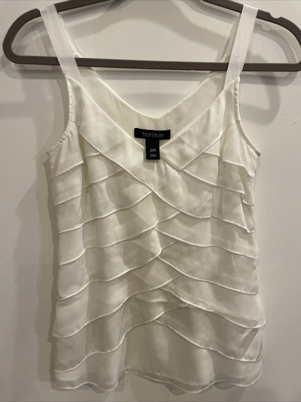 White House Black Market Size XXS Ivory Ruffled Top Tank Blouse Sleeveless